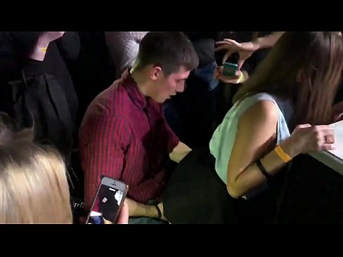 ❤️ Tinuod nga sekso sa usa ka nightclub sa Russia. Ang 18-anyos nga Ruso nga babaye sa anus ug puwerta nakighilawas sa usa ka nightclub ❤❌ Maanindot nga porn sa pornograpiya ceb.pornokey.ru ❌❤